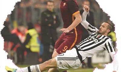  那不勒斯主场迎战罗马，南方劲旅与首都狼群对决