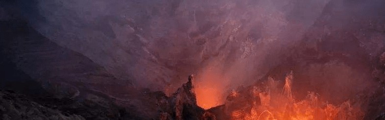  法兰克福逆境爆发，补时绝平展现顽强斗志精神