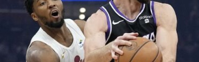  米切尔三分雨骑士大胜尼克斯斩获东部周最佳  