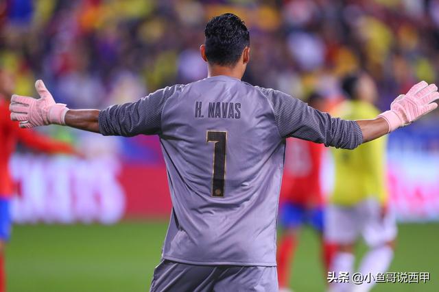  斯特拉斯堡门将神勇发挥，多次扑救力保球队客场全身而退  