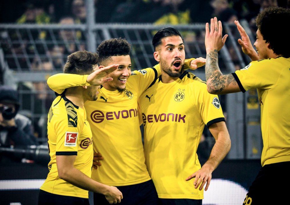  哈兰德双响炮震撼全场，多特蒙德大胜法兰克福显锋芒